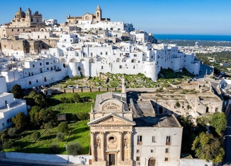 Casa Mirabilis 44 Villa Ostuni Bagian luar foto